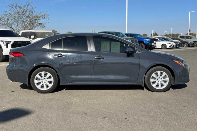 2023 toyota corolla le