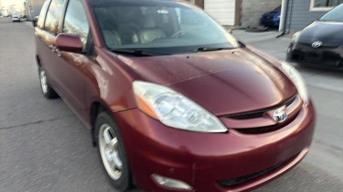 2009 toyota sienna xle minivan 4d in denver, colorado