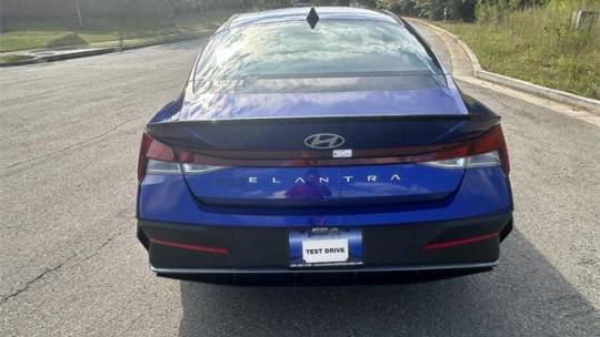 2025 Hyundai Elantra sel
