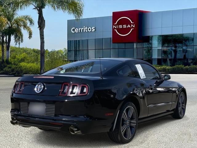 2014 ford mustang v6