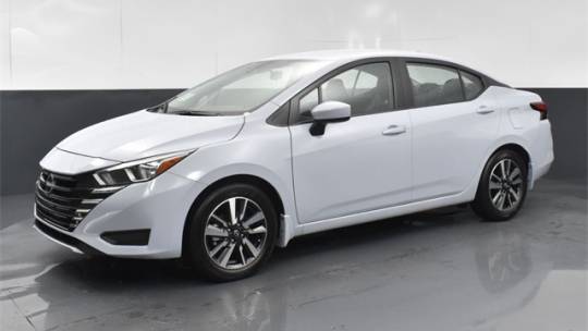 2024 Nissan Versa 1.6 sv