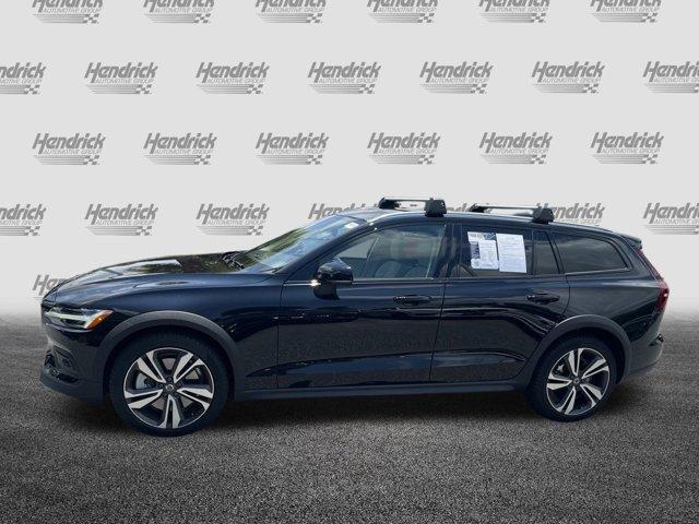 2024 volvo v60 cross country b5 plus