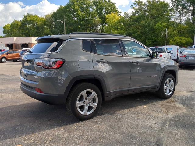 2023 jeep compass latitude