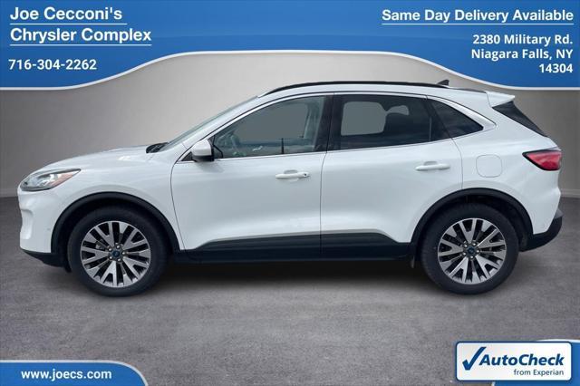 2021 ford escape titanium