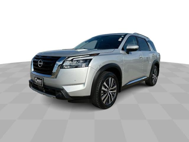 2022 nissan pathfinder platinum