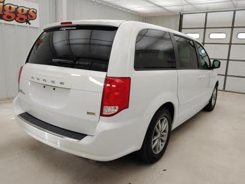 2016 dodge grand caravan avp/se front-wheel drive passenger van in manhattan, kansas