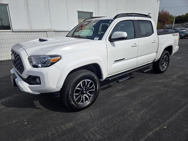 2022 toyota tacoma trd sport