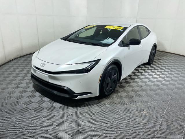 2024 toyota prius le