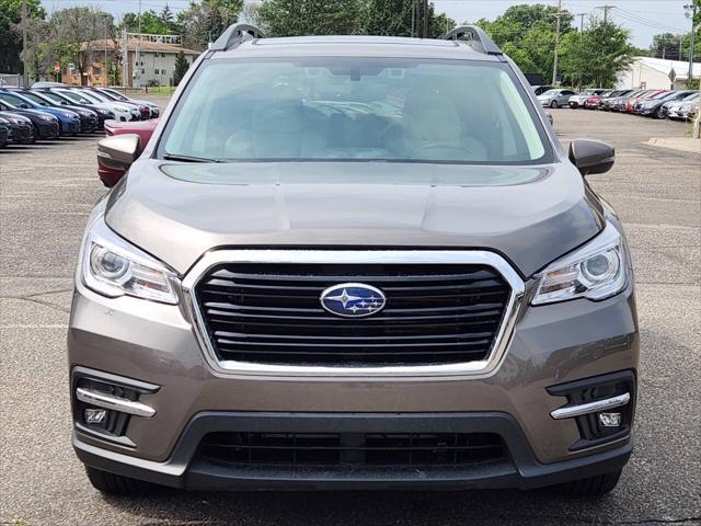 2021 subaru ascent limited 8-passenger