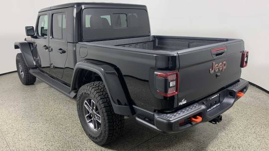 2024 Jeep Gladiator