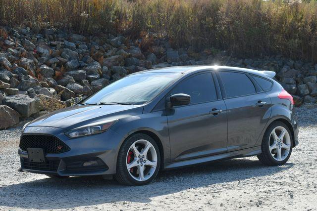2016 ford focus st