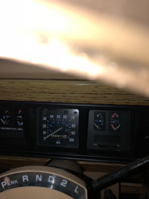 1988 white with wood trim jeep grand wagoneer