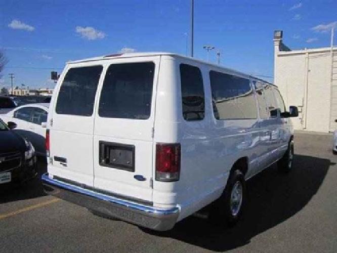 2011 ford e350 super duty passenger xl extended van 3d in richmond, va