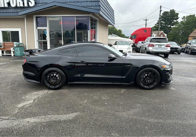 2016 ford shelby gt350 base