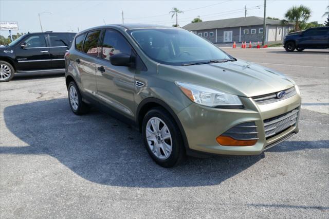 2014 ford escape s