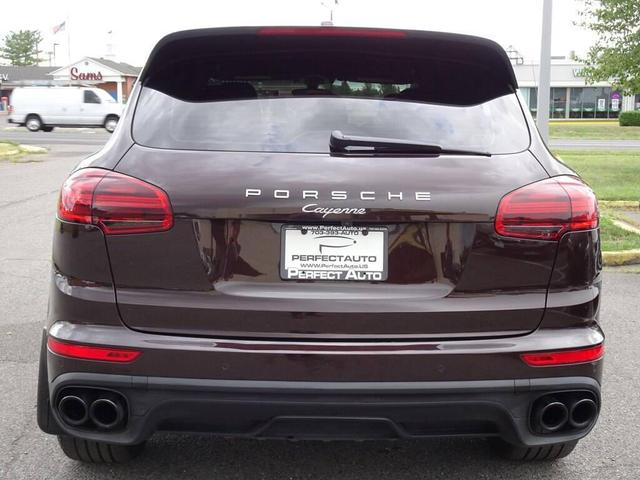2017 porsche cayenne platinum edition