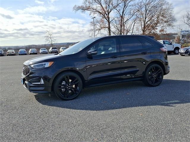 2021 ford edge st