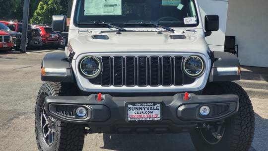 2024 Jeep Gladiator