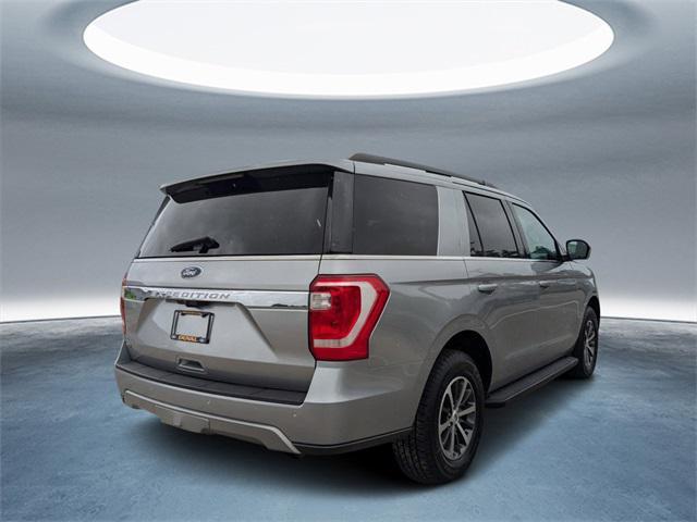 2020 ford expedition xlt