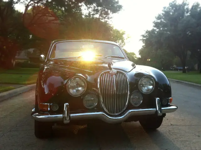 2 texas owners, original license plates, great condition, stunning classic