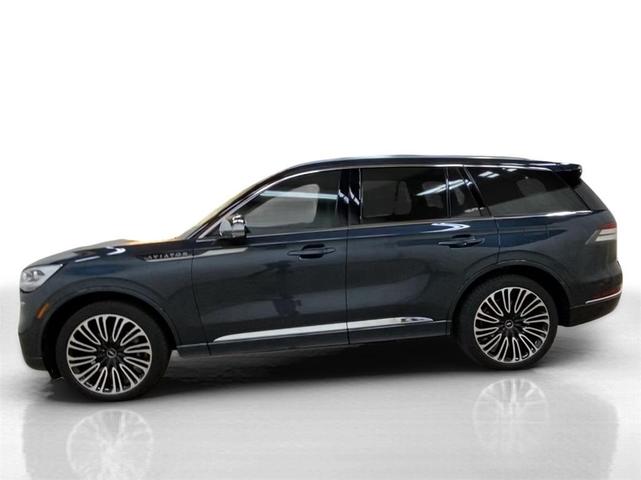 2021 lincoln aviator black label awd