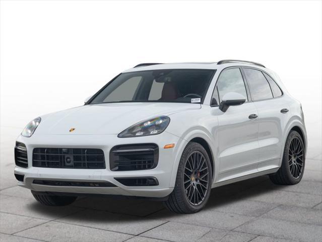 2021 porsche cayenne gts