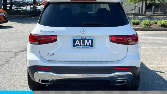 2021 Mercedes-Benz GLC