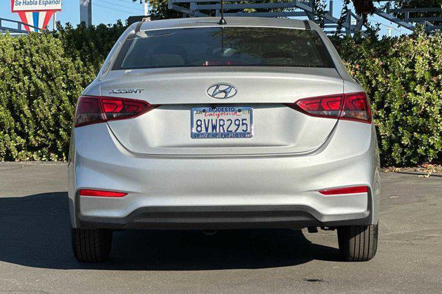 2021 hyundai accent se