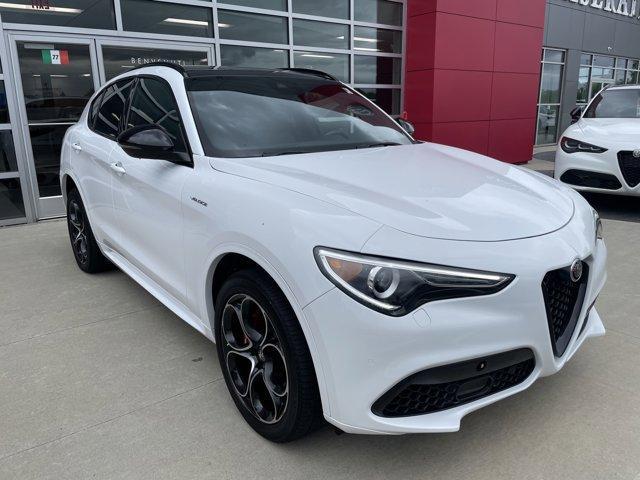 2022 alfa romeo stelvio veloce