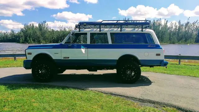 gmc suburmax