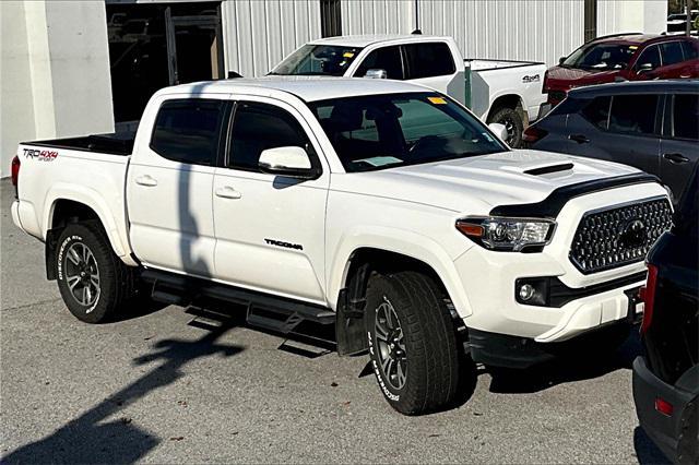 2018 toyota tacoma trd sport