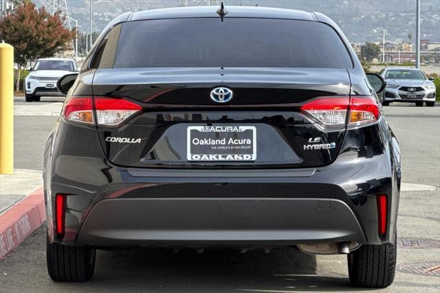 2024 toyota corolla hybrid le