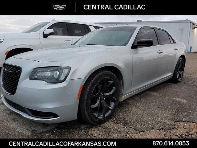 2021 chrysler 300 touring