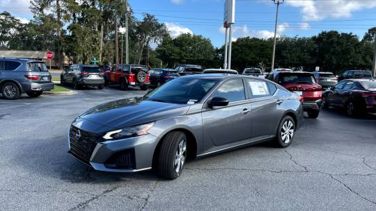 2025 Nissan Altima