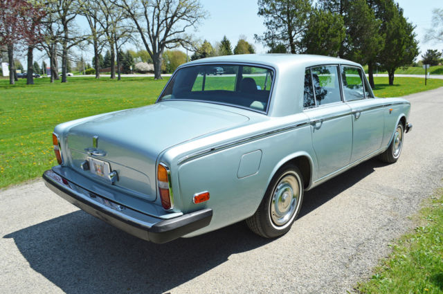 31,700 miles, very original example. 100% original paint. fully serviced