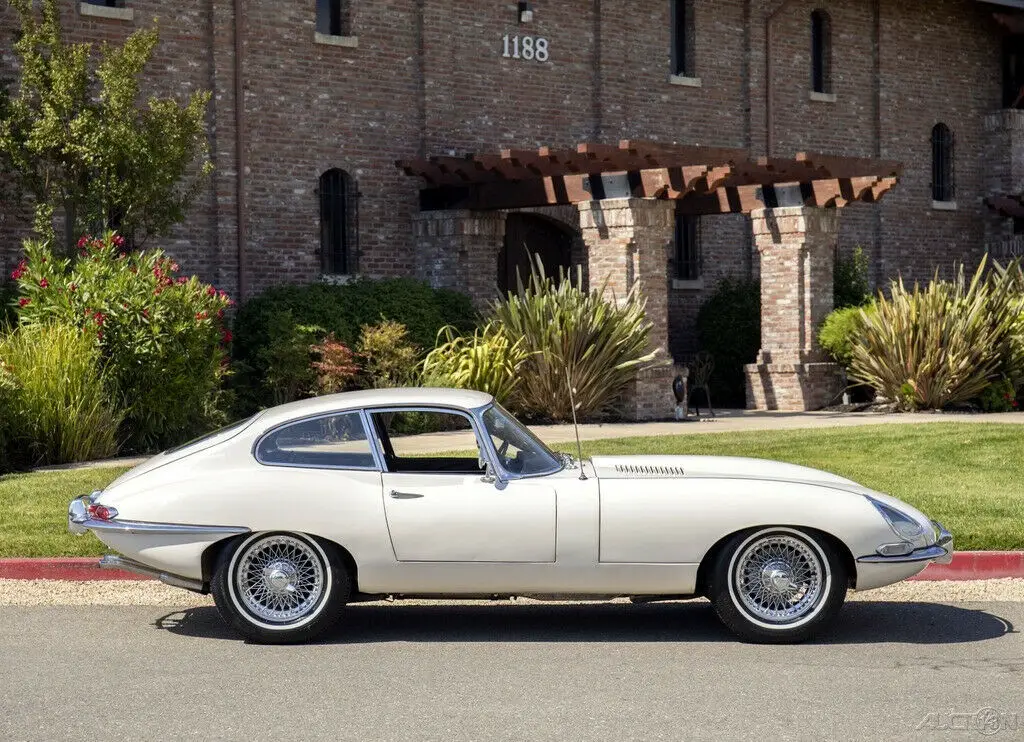 "survivor" s1 etype 4.2l fhc extremely low miles 100% solid garaged immaculate