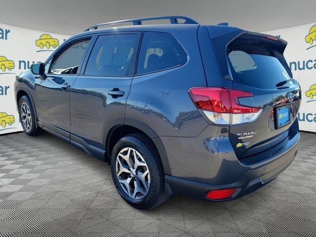 2022 subaru forester premium