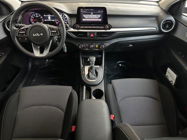 2024 kia forte lxs