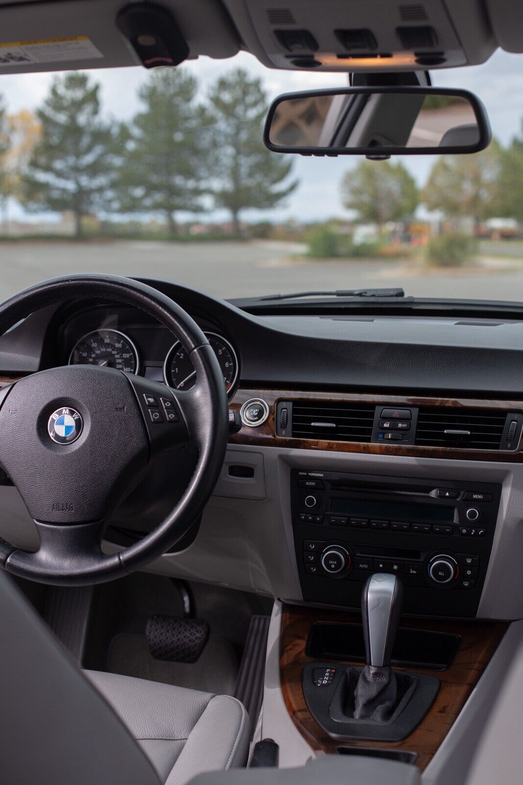 2011 bmw 3-series i