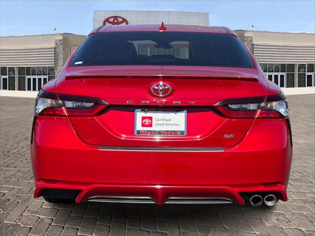 2022 toyota camry se