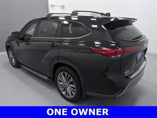 2021 toyota highlander platinum in harvey, louisiana