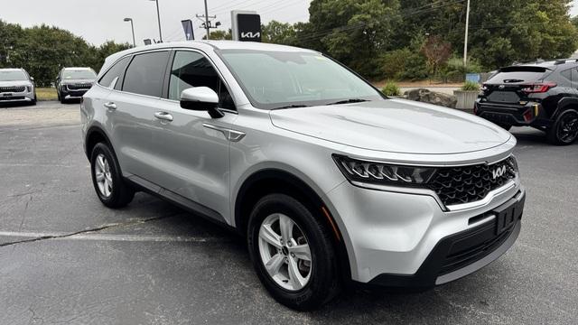2022 kia sorento lx