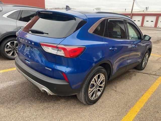 2022 ford escape sel