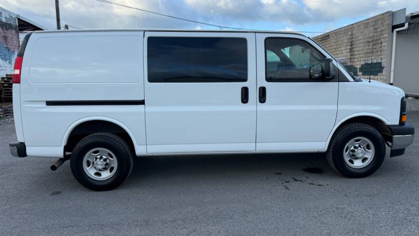 2017 chevrolet express 2500