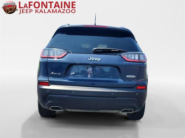 2021 jeep cherokee latitude lux