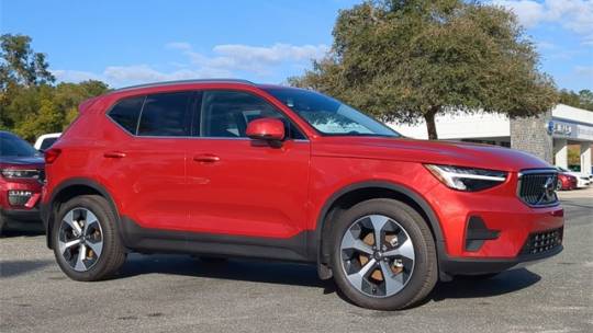 2024 Volvo XC40