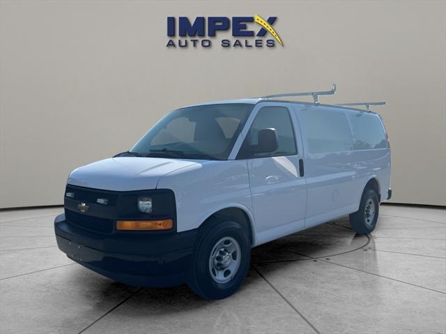 2017 chevrolet express 2500 work van