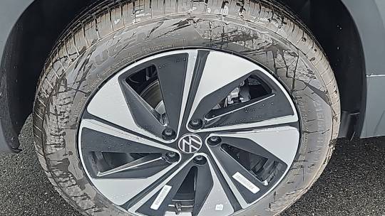 2024 Volkswagen Taos
