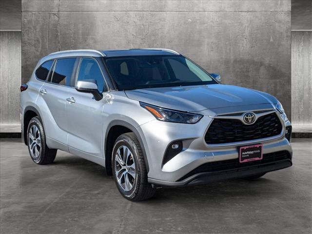 2023 toyota highlander xle