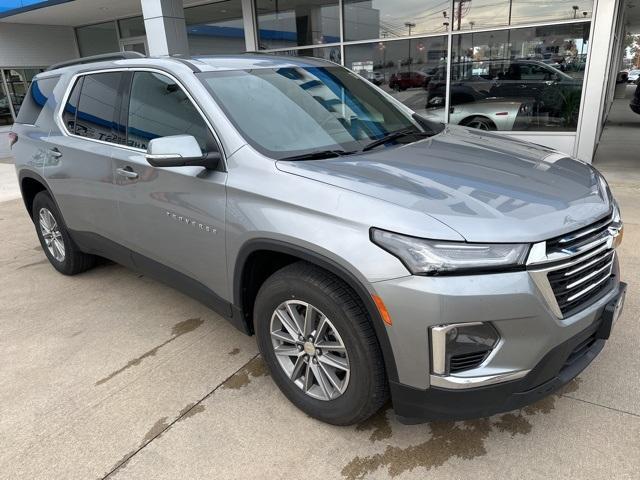 2023 chevrolet traverse lt leather